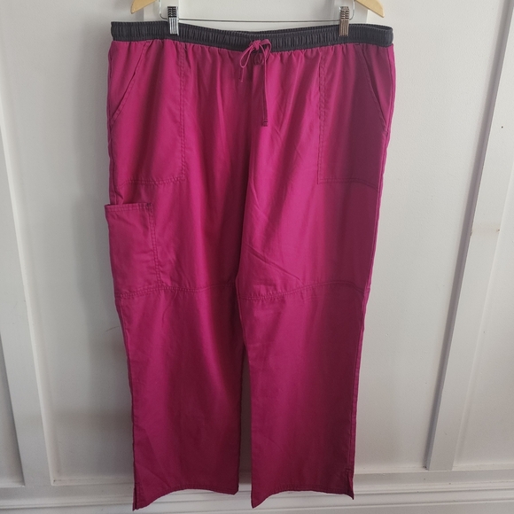 Pink scrub cargo pants/ medical uniform, flare legs, size 1X - Picture 1 of 6